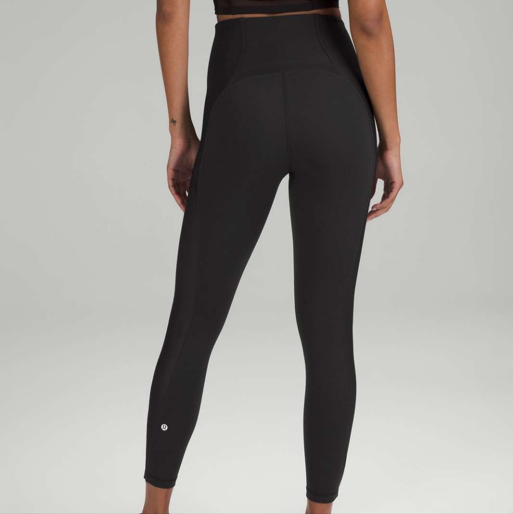 EUC 💎 Lululemon Everlux and Mesh Training Tight 25" Black Size 6